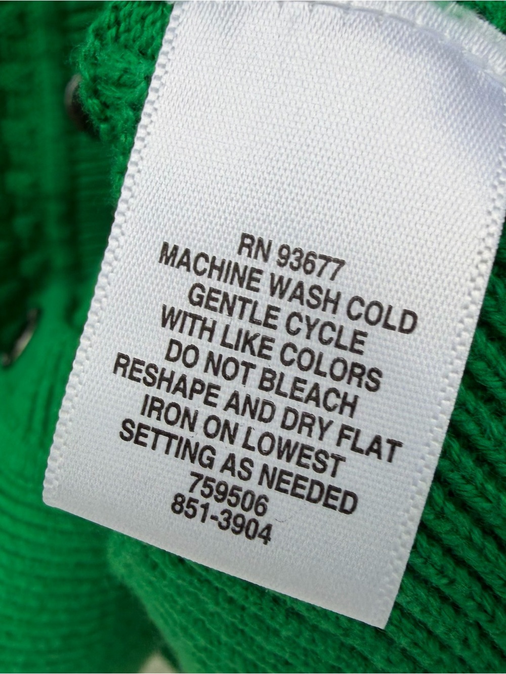Liz Claiborne Green Button-Front Textured V-Neck Cardigan - Picture 4 of 6